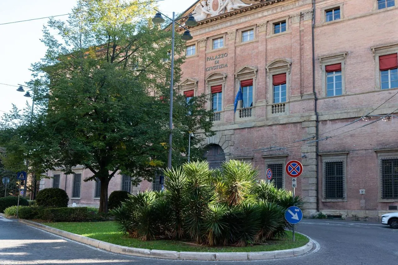 Casa Boss Monolocale Tribunale 2 Bologna 0*,
